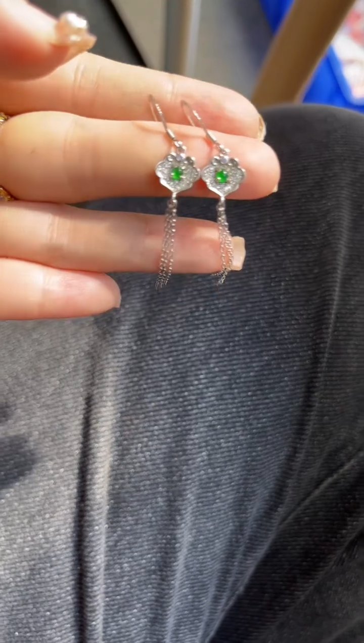 【闪购商品】翡翠耳饰银S925镶嵌1068943795