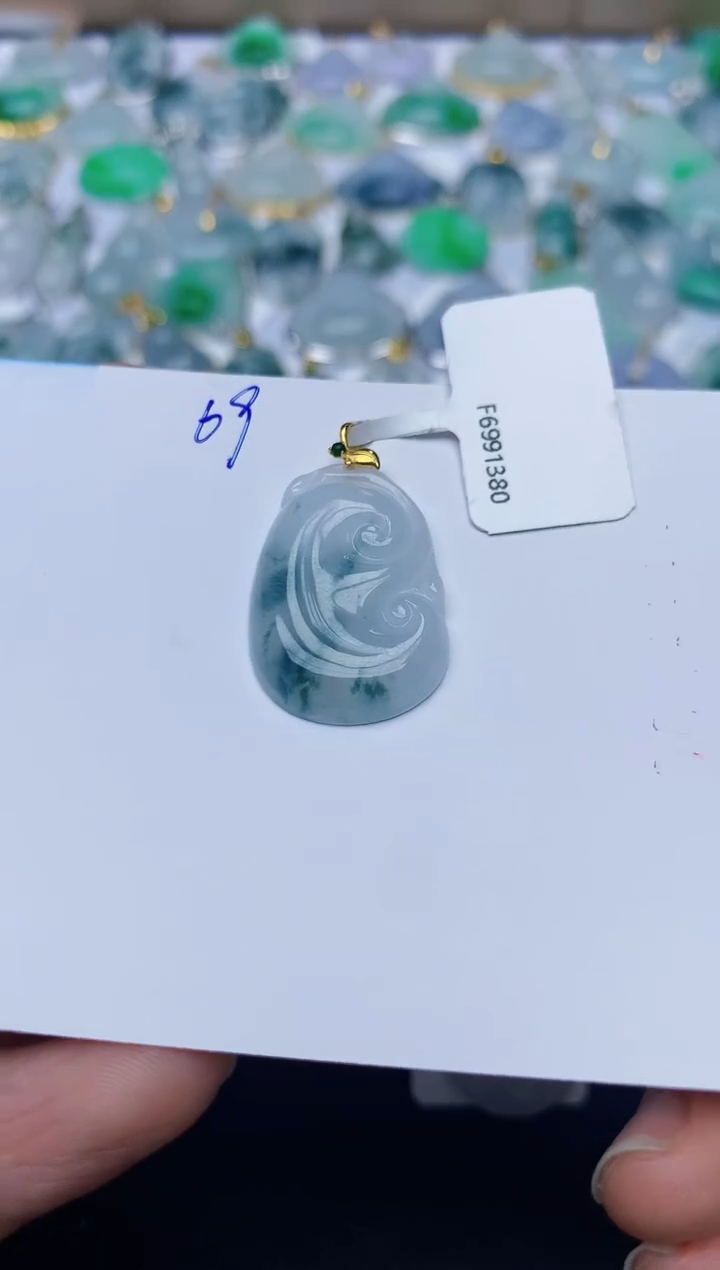 【闪购商品】翡翠颈饰18K金镶嵌天然翡翠A货   