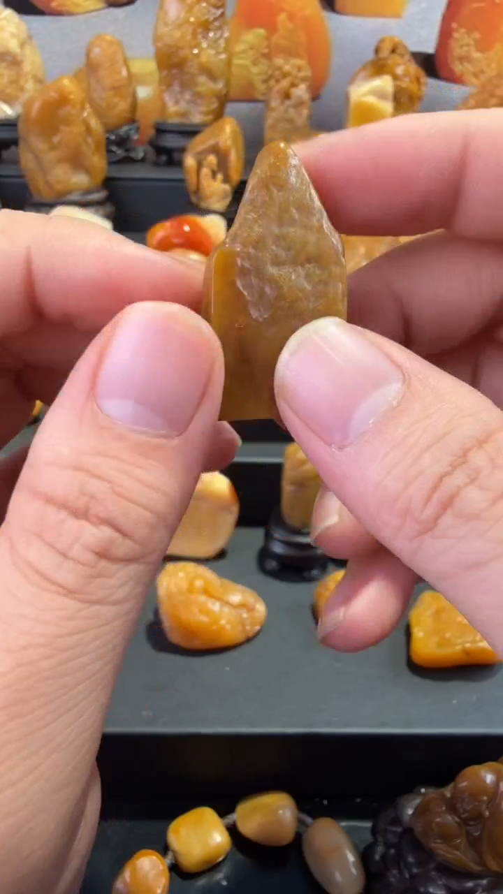 【闪购商品】田黄石半知田黄直播间