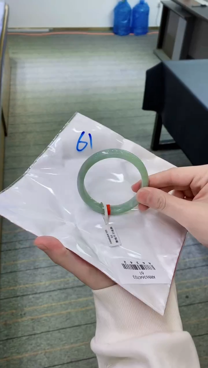 【闪购商品】翡翠手镯未镶嵌