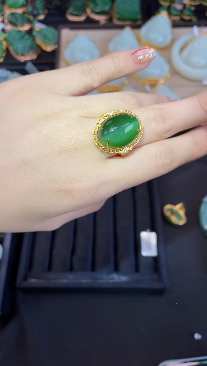 【闪购商品】和田玉戒指18K金镶嵌多样性发一