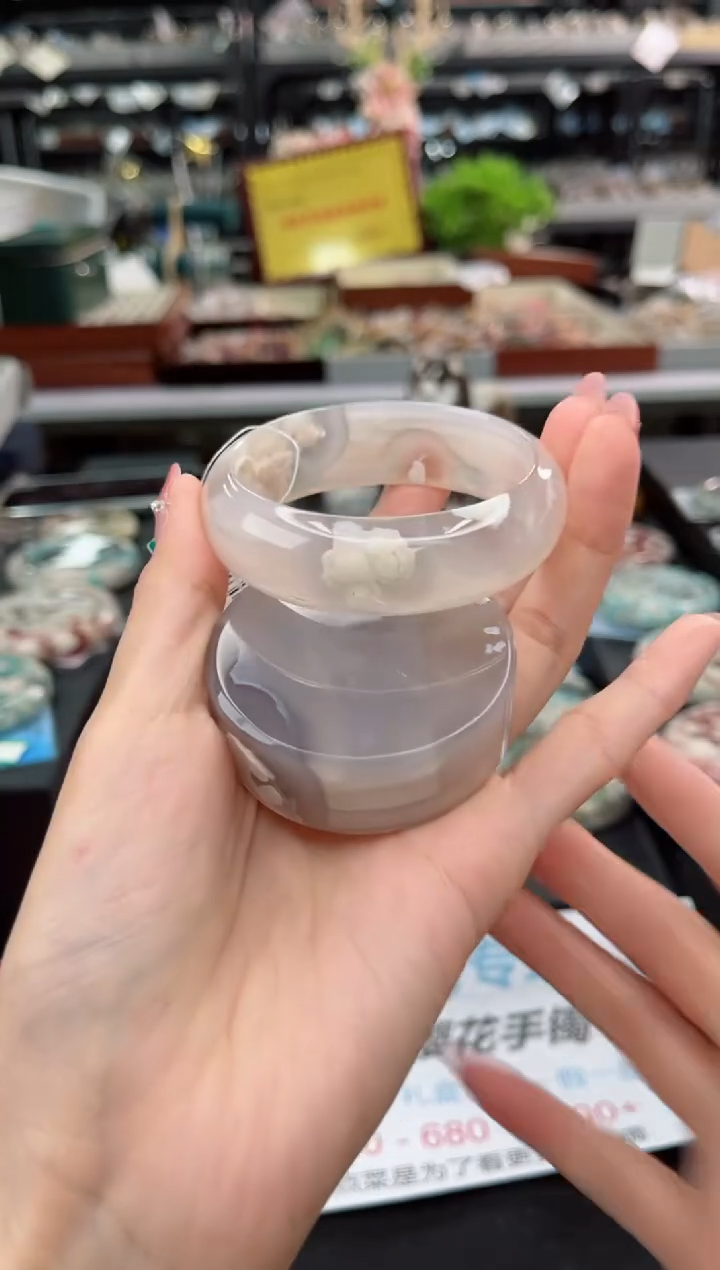 【闪购商品】石英质玉手镯未镶嵌55圈口（赠品镯心）3571087