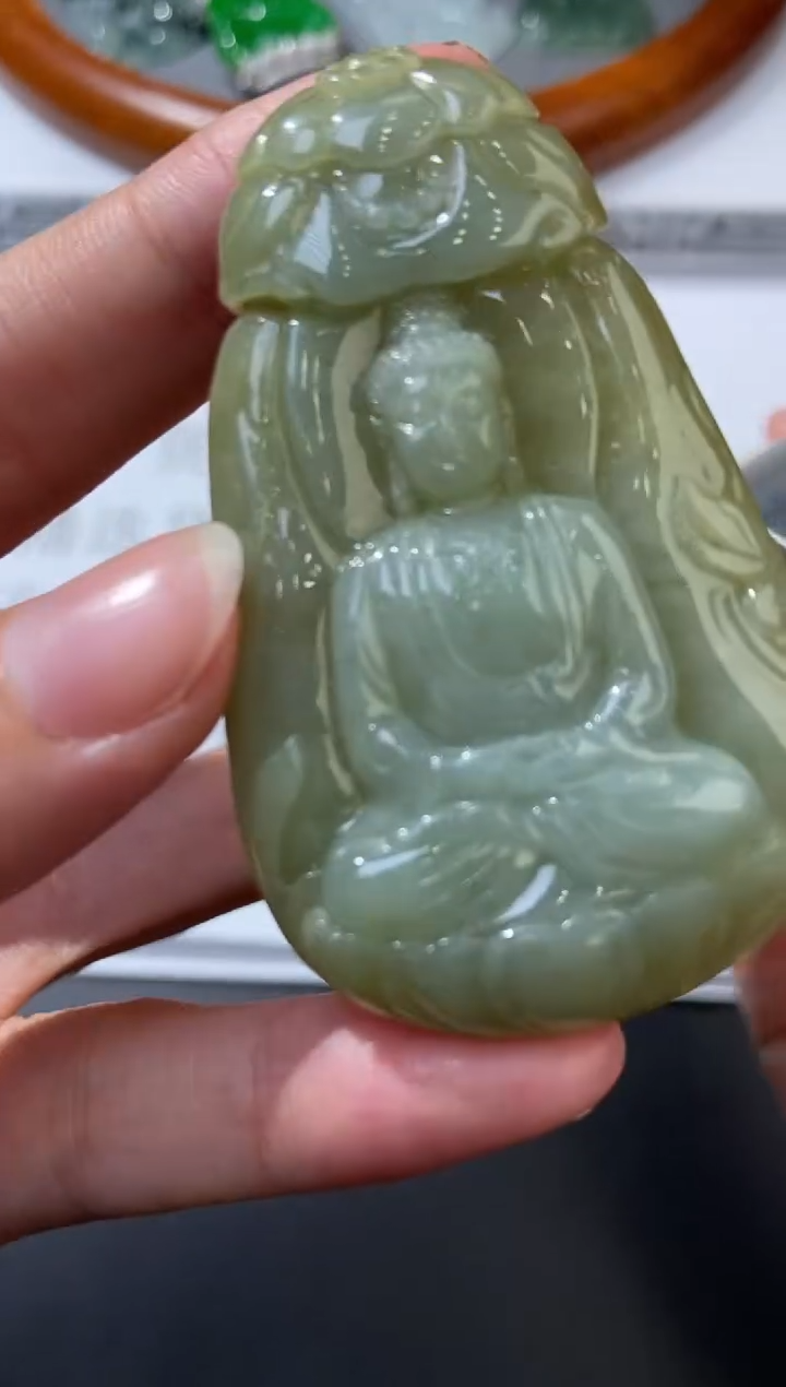 未镶嵌挂件翡翠376669    多人 