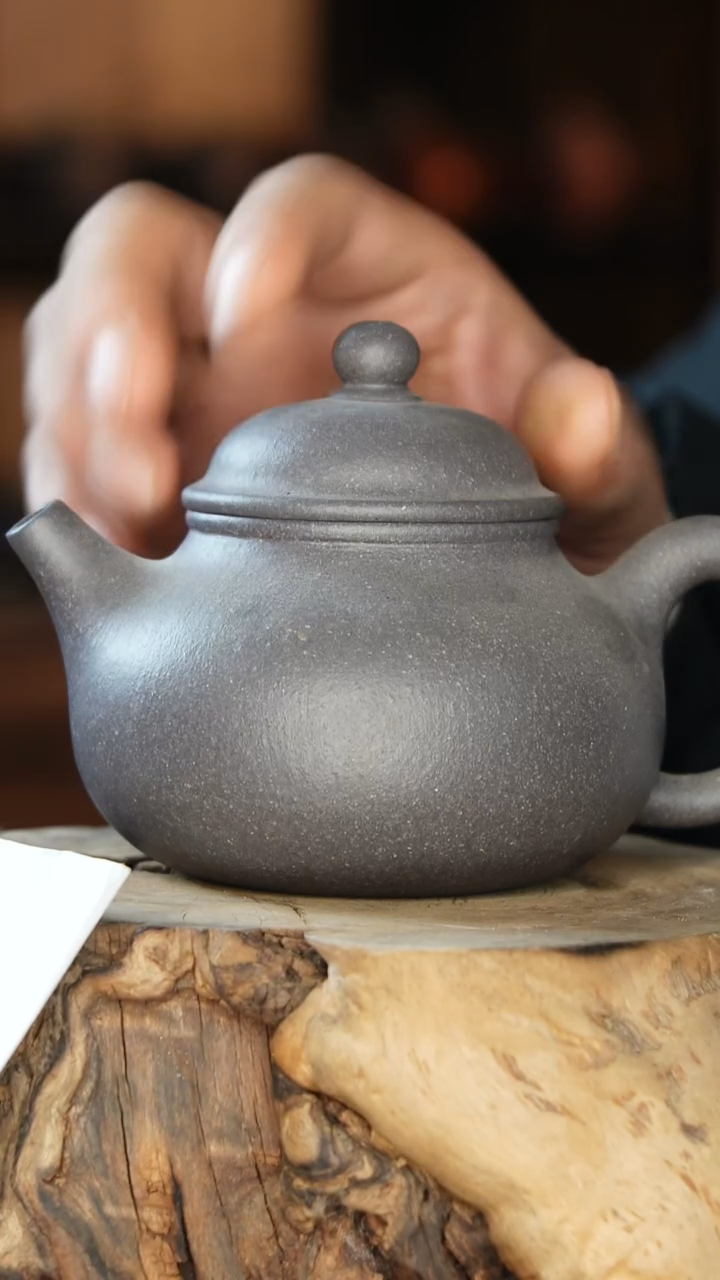 紫砂全手工荣天壶（天青）