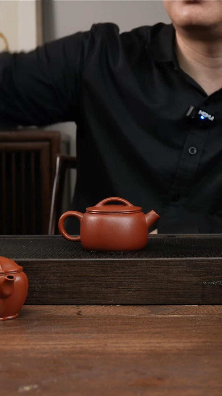 茶杯紫砂依**雪朱泥炮嘴汉瓦     150CC  