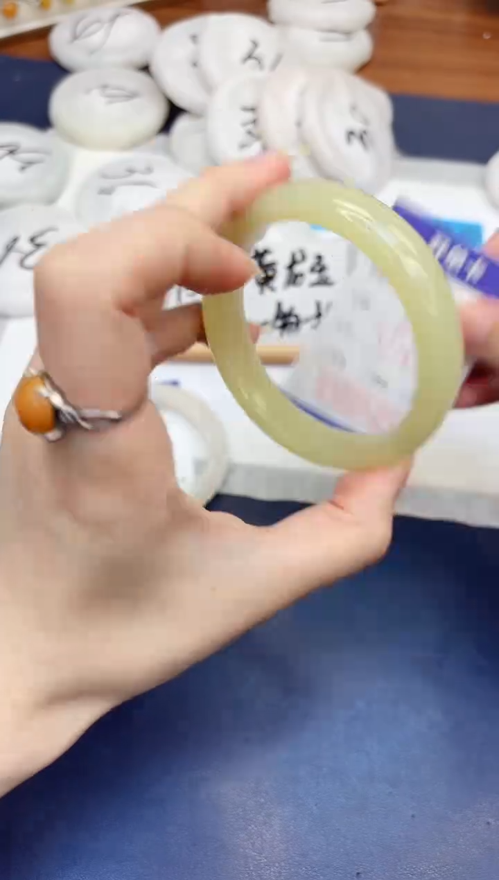 石英质玉手镯未镶嵌125-晴水-圈口59