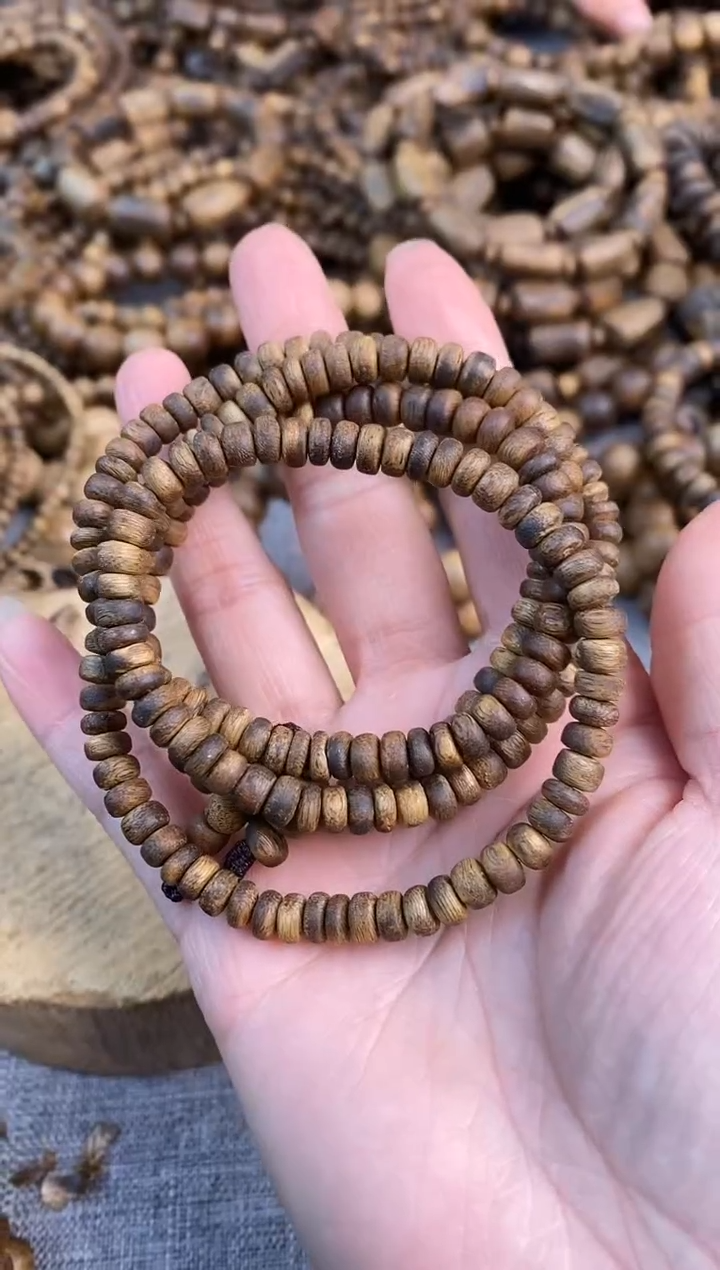 【闪购商品】沉香手串随型片珠多圈棋楠手串多样性发一