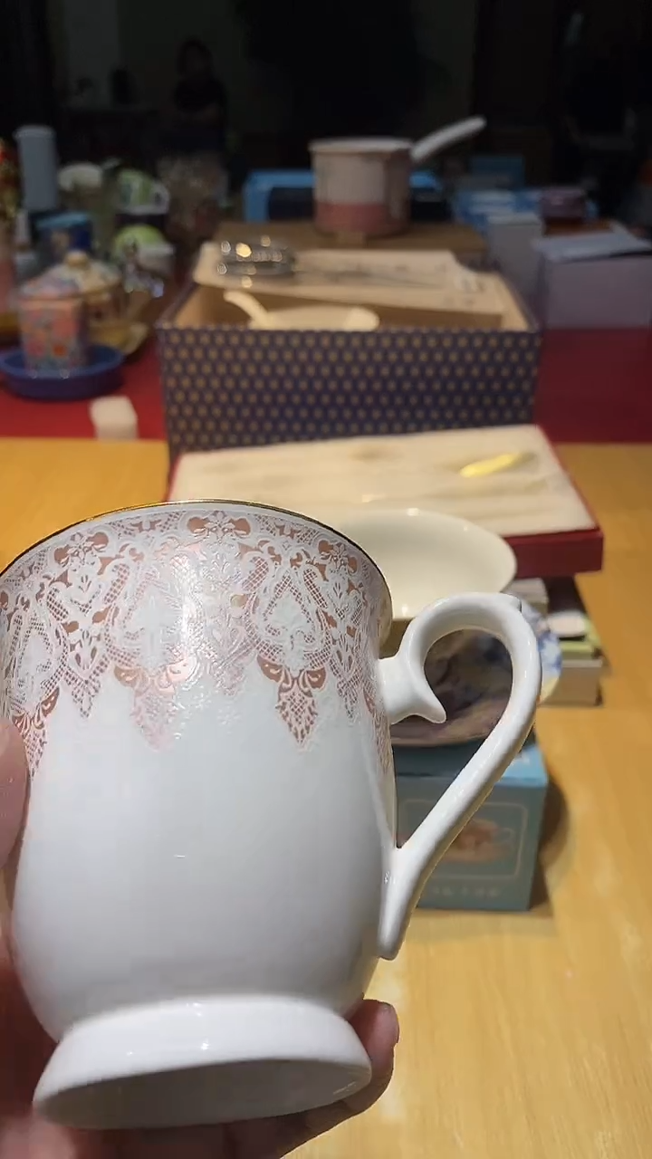 瓷片生活的本意是开心啊@@1
