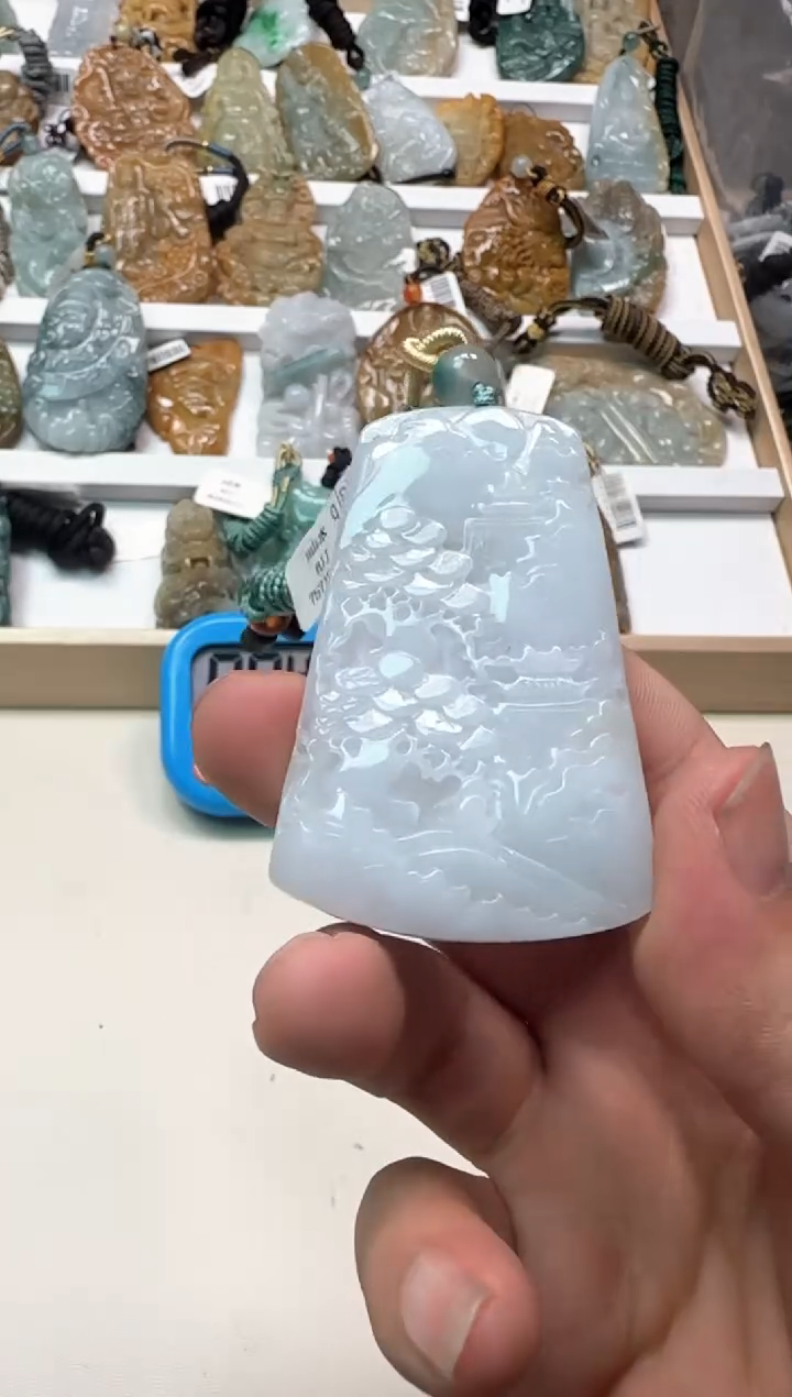 吊坠(不含链)未镶嵌翡翠醒*天然缅甸A货翡翠（山水牌）