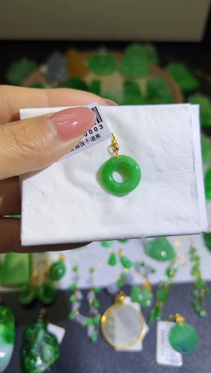 【闪购商品】翡翠颈饰18K金镶嵌Q缅料A货翡翠/支持复检/一件