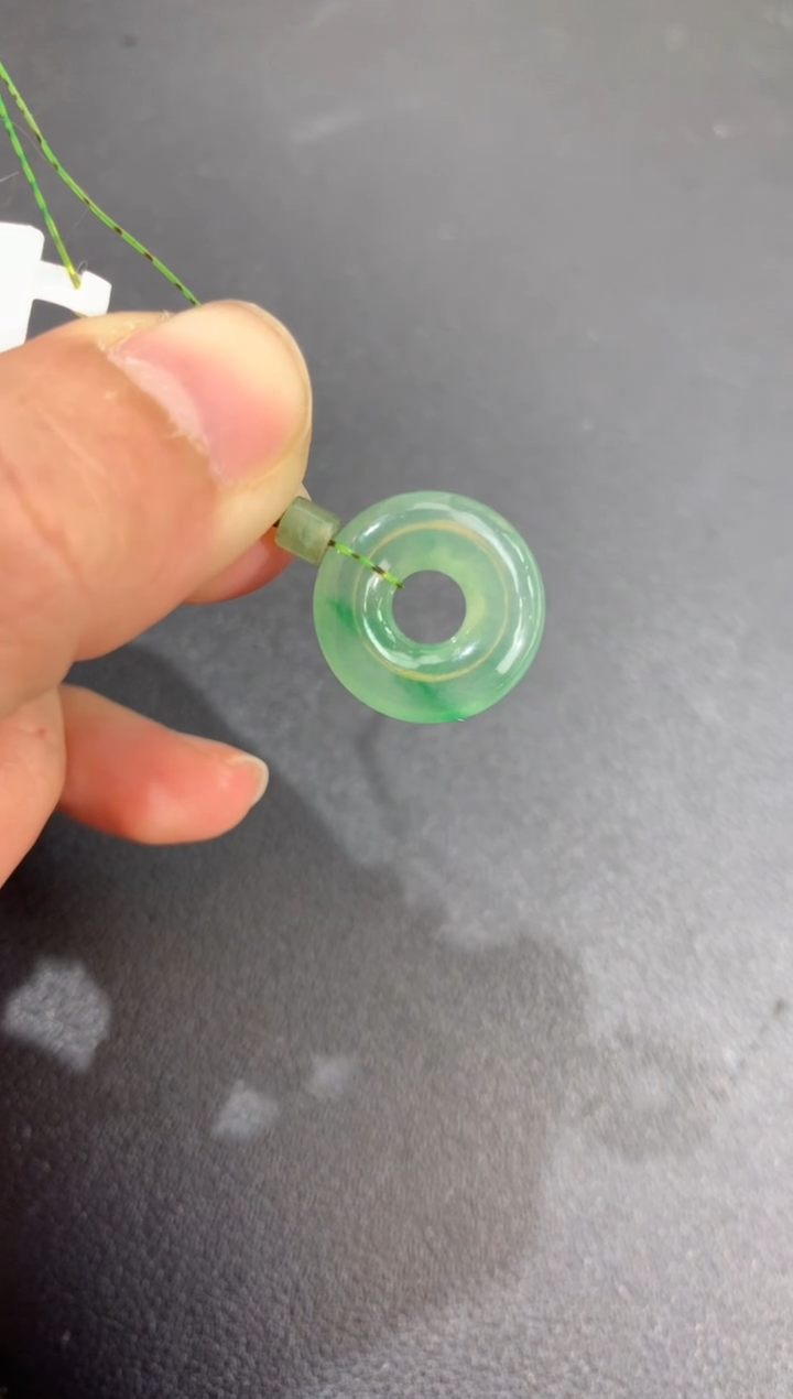 吊坠(不含链)未镶嵌翡翠甜甜圈 卡3.7*16mm