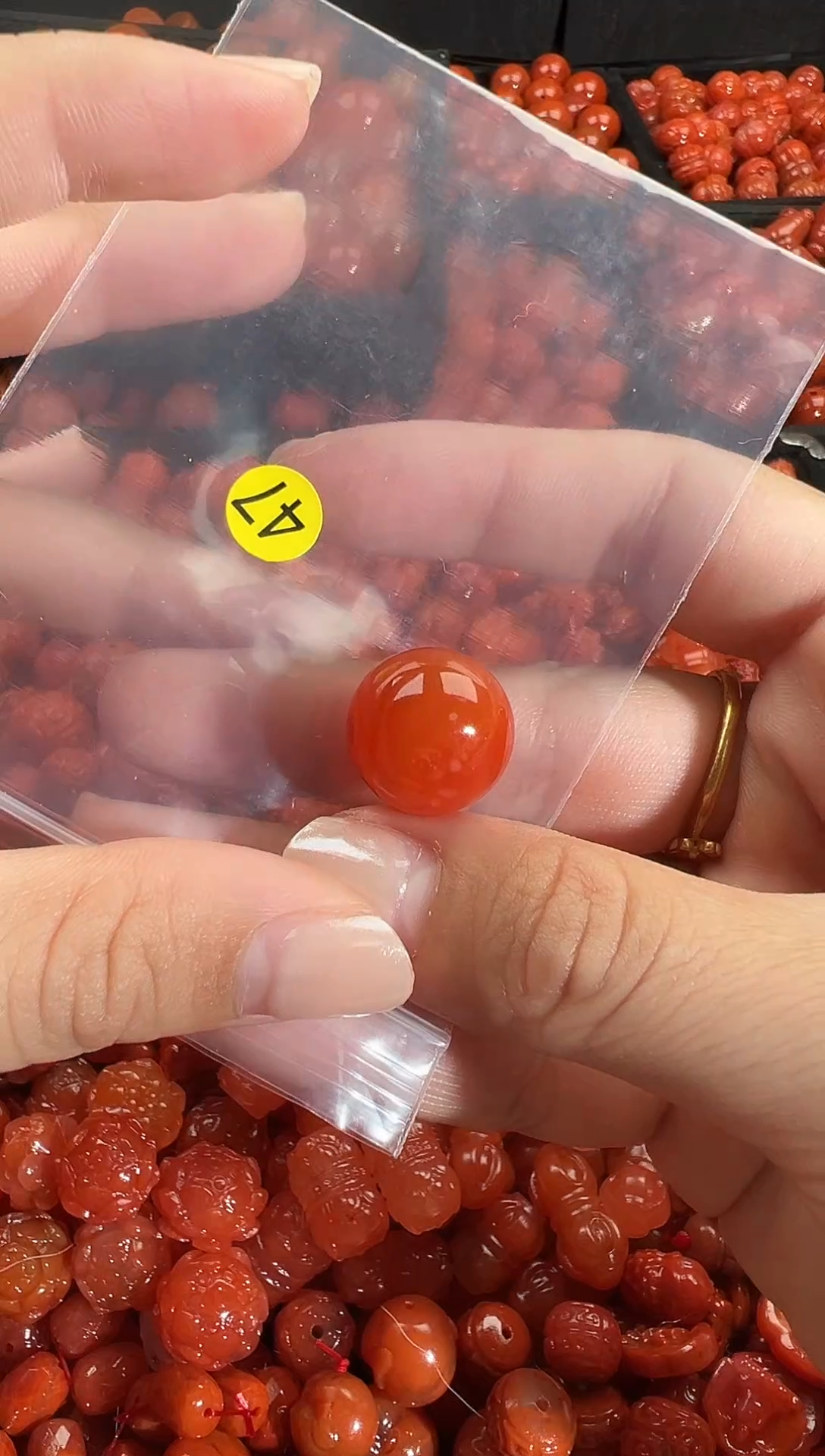 颈饰未镶嵌南红玛瑙1
