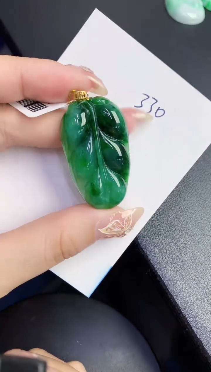 【闪购商品】翡翠颈饰18K金镶嵌000000000000