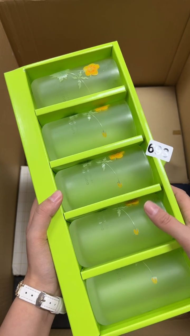 瓷片渣**?+693中古商品谨慎参拍