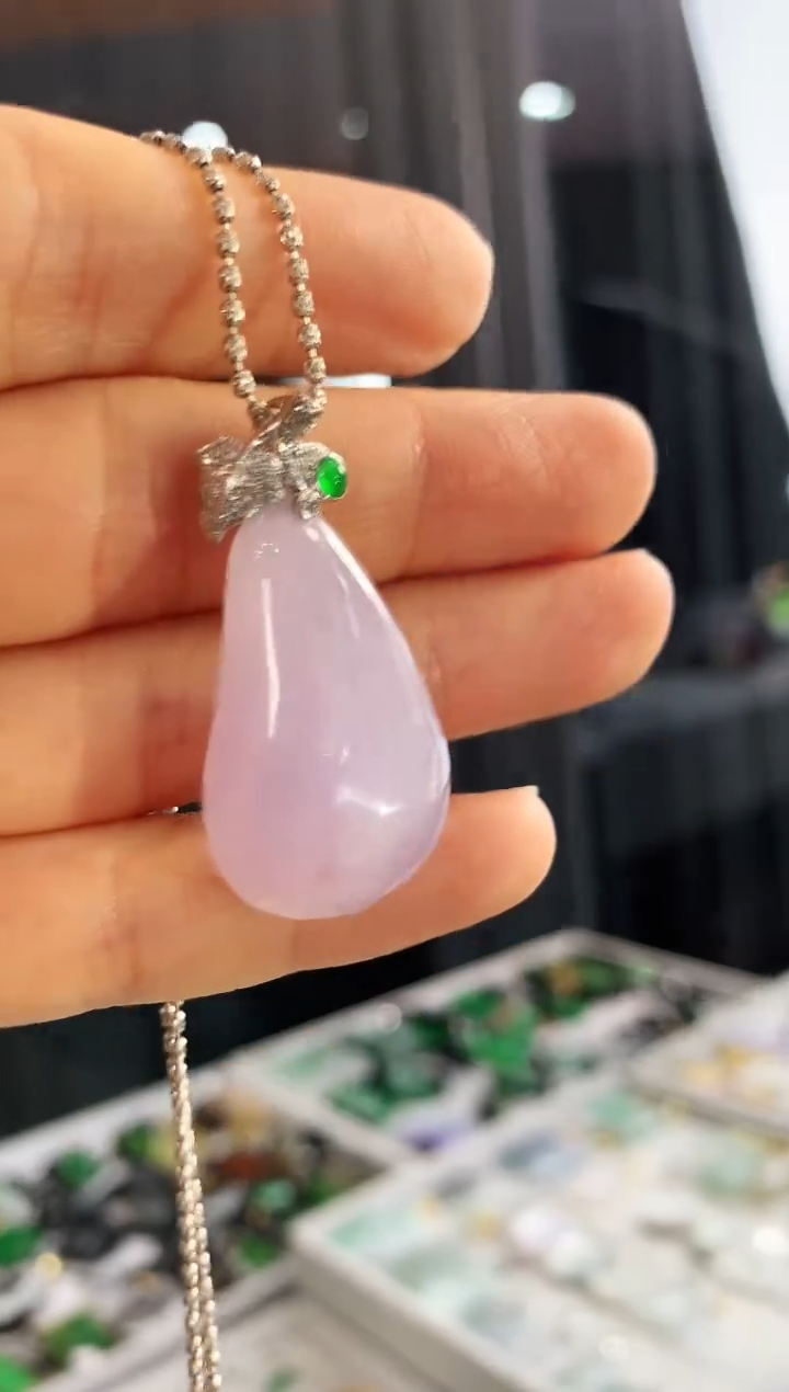 【闪购商品】翡翠吊坠(不含链)18K金镶嵌吊坠