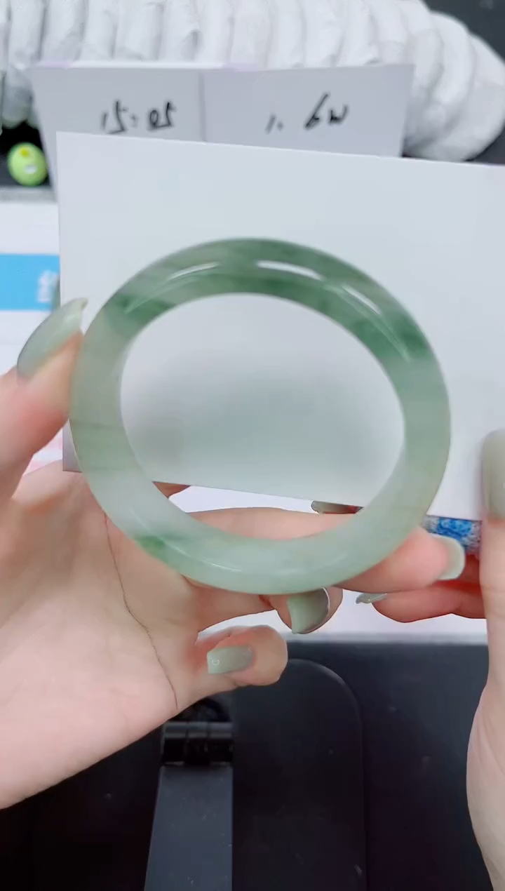 石英质玉未镶嵌手镯103