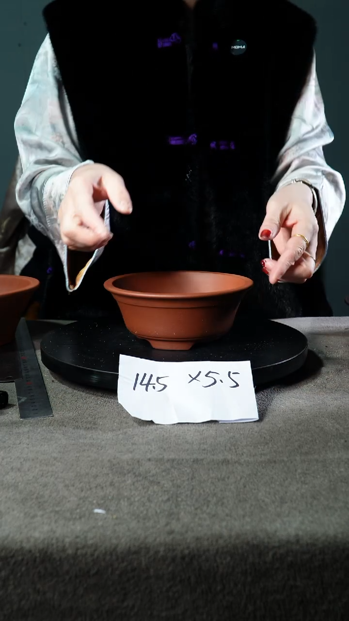 宜兴紫砂小花盆盆