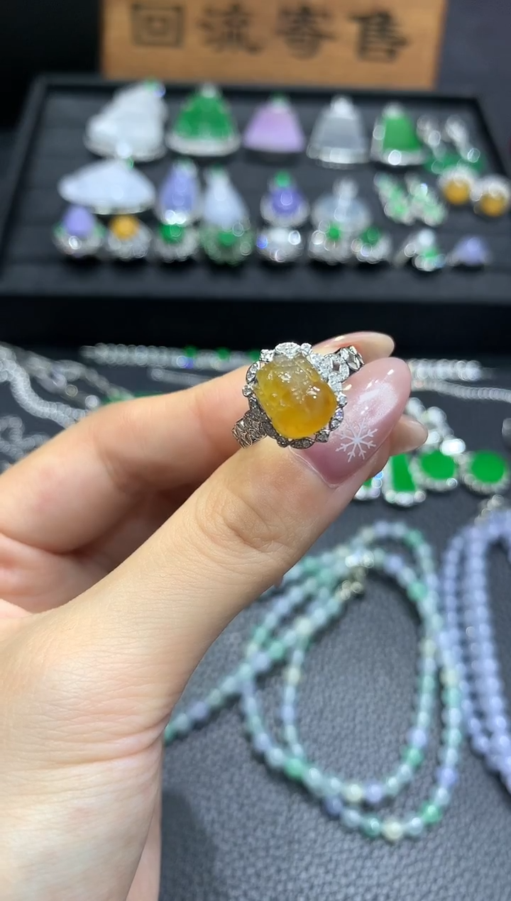 18K金镶嵌戒指翡翠30