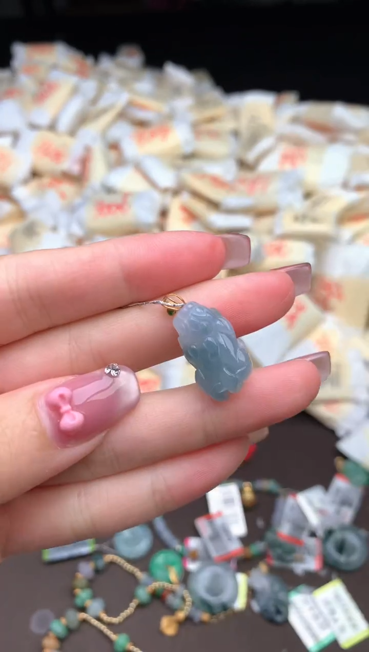 【闪购商品】翡翠颈饰18K金镶嵌—