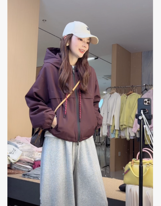 九佳 防风防水【多巴胺外套】拉链宽松设计师款显瘦冲锋衣连帽外套