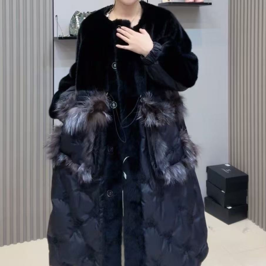 华姐服饰长款棉服