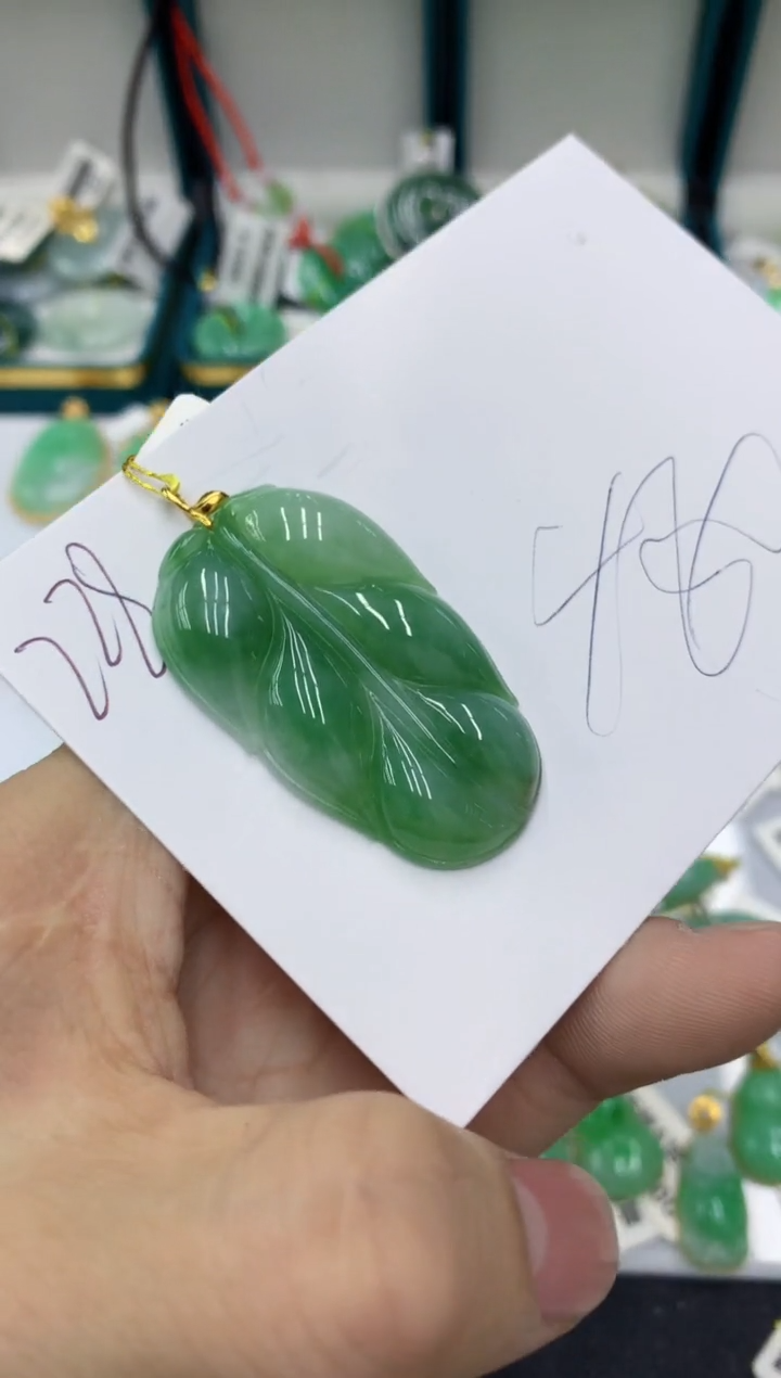 【闪购商品】翡翠颈饰18K金镶嵌1111111111