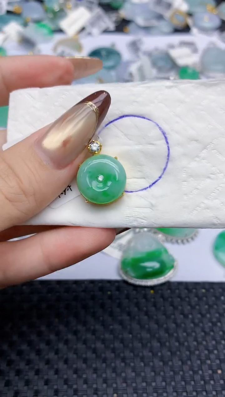 颈饰银S925镶嵌翡翠186   天然翡翠A货  百元以上9米证书费自理
