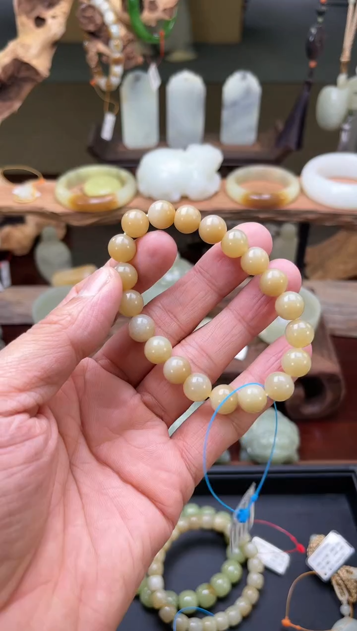 【闪购商品】和田玉手串未镶嵌D卡10迪克兰带糖圆珠9001324