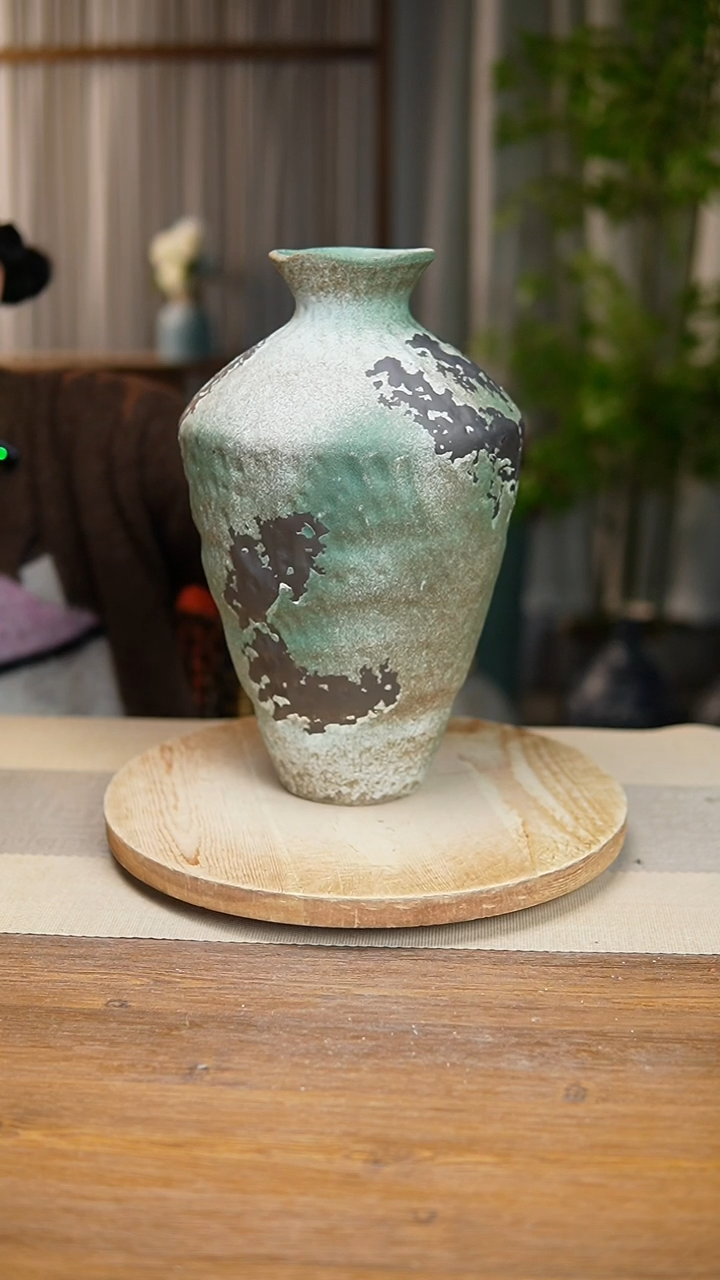 【闪购商品】陶瓷  花器诧寂复古绿高脚