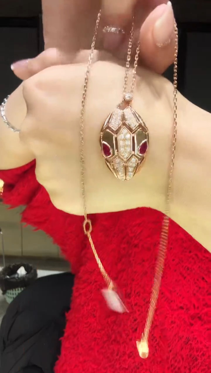 【闪购商品】钻石项链18K金镶嵌蛇头