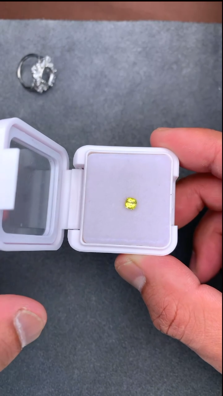 【闪购商品】碧玺裸石未镶嵌32分