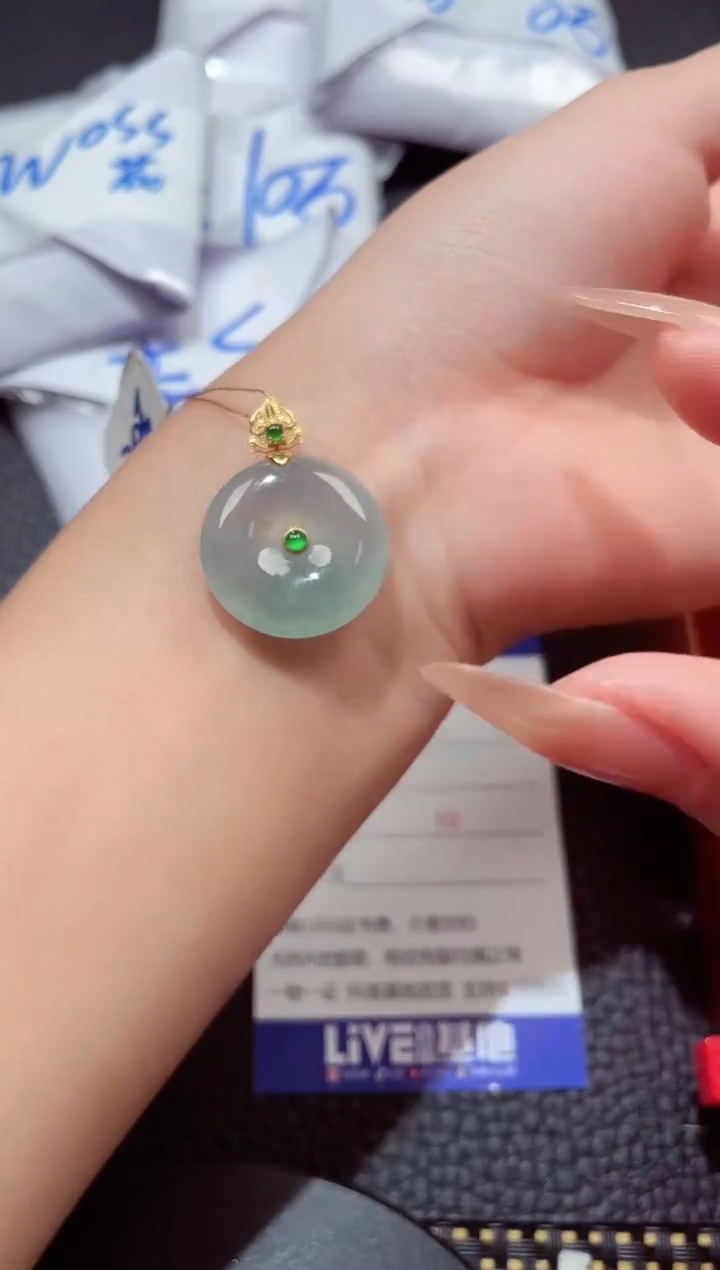 颈饰18K金镶嵌翡翠339
