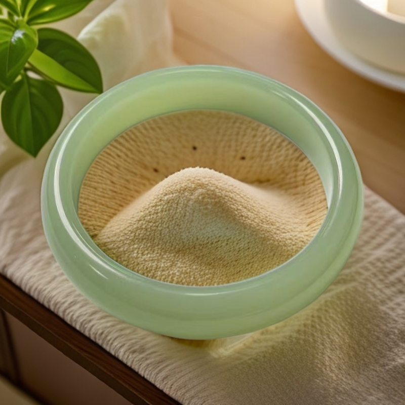 天然和田玉  精美时尚正圈手镯B0406