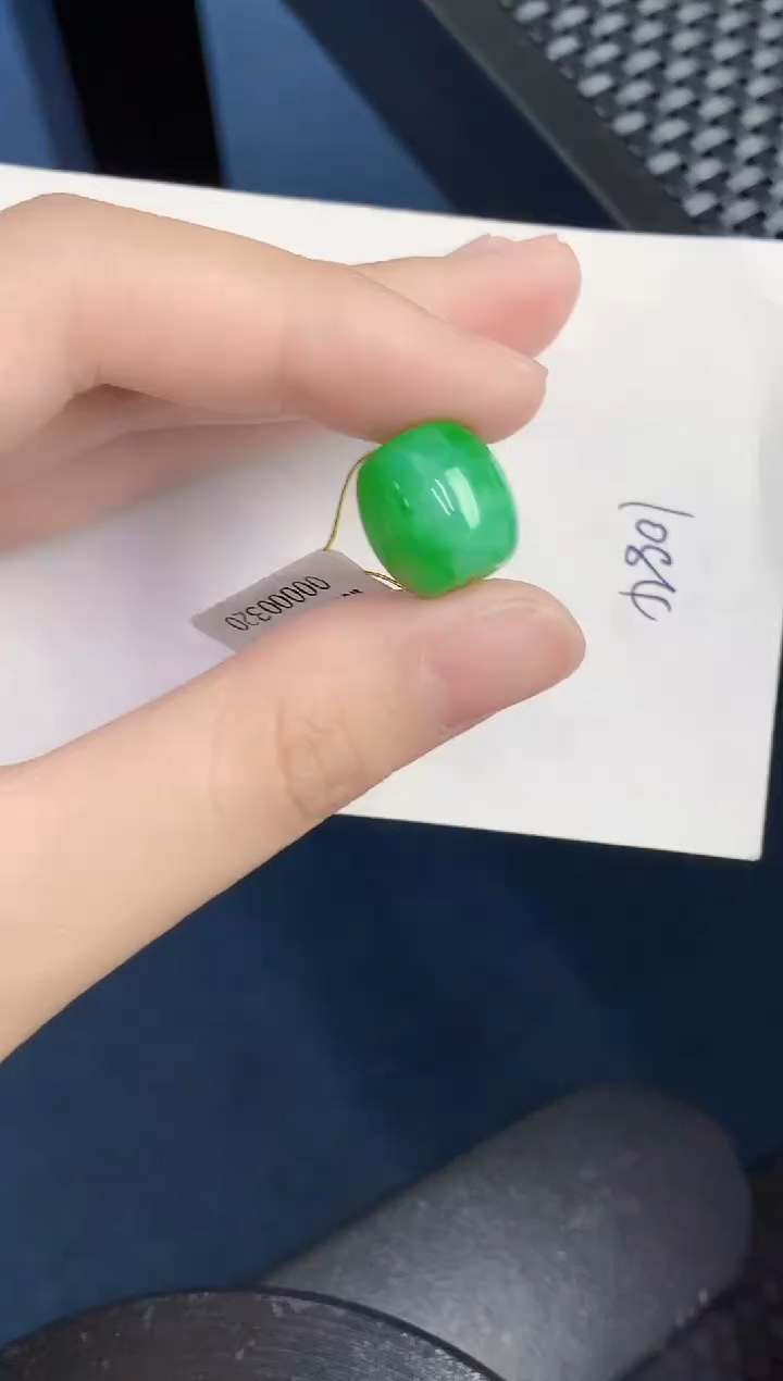 【闪购商品】翡翠颈饰未镶嵌000000000