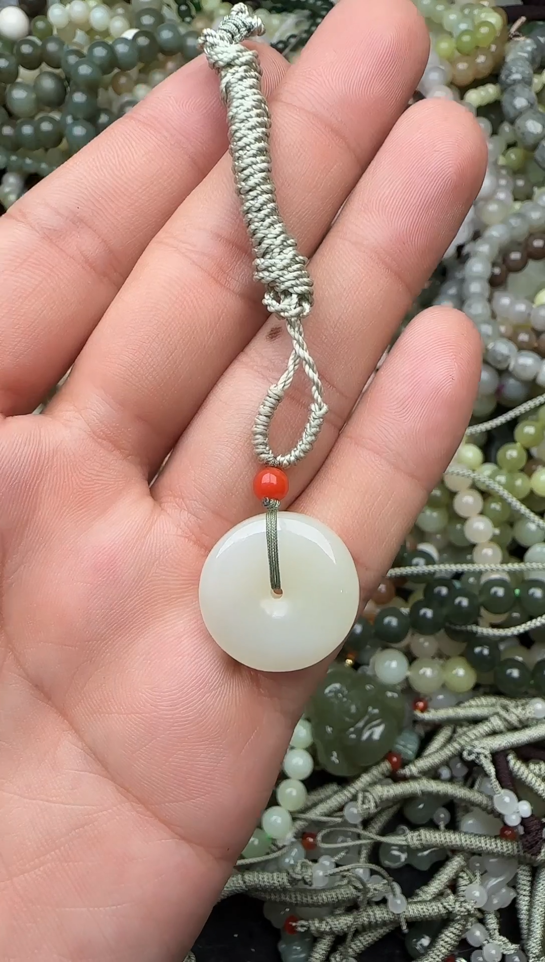 颈饰未镶嵌和田玉拍一发一