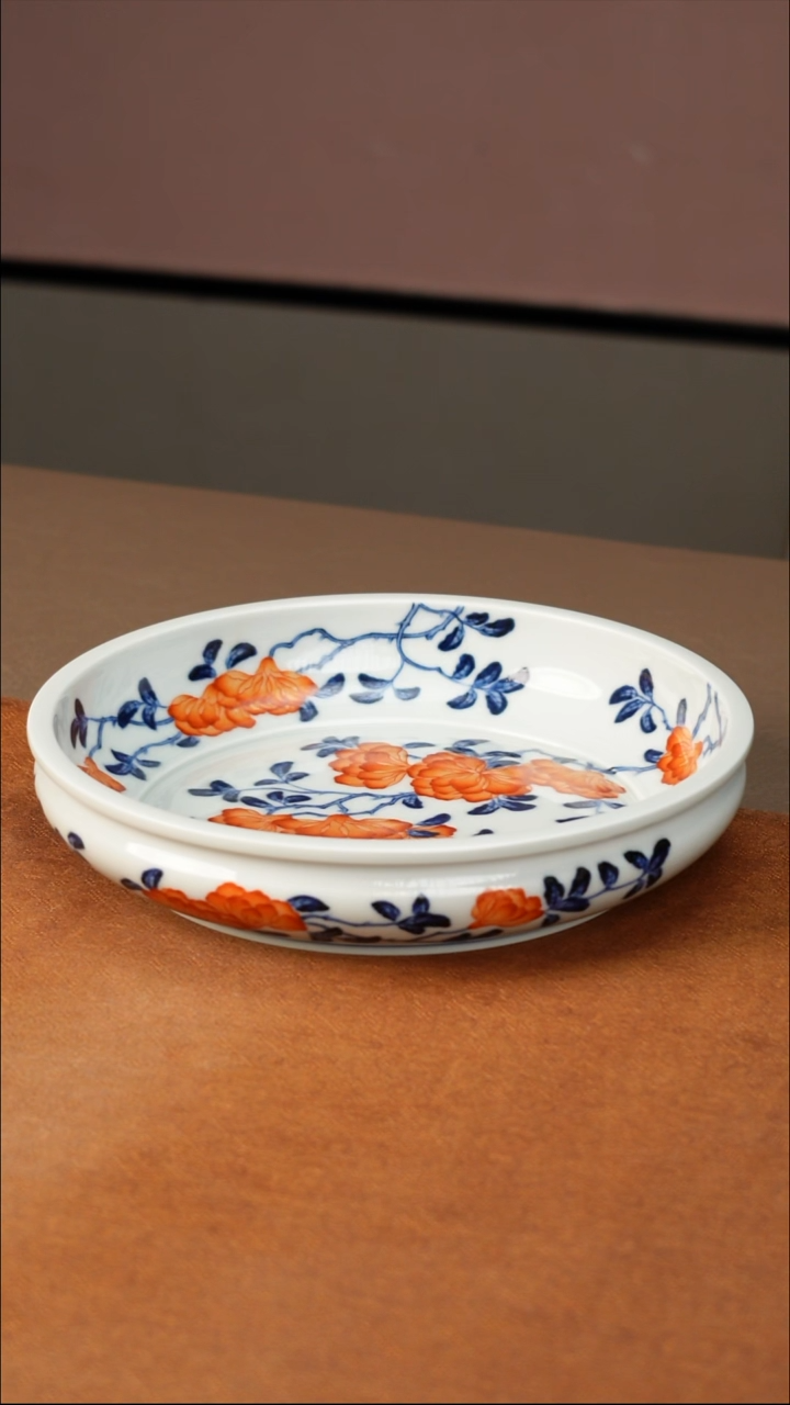 瓷又见春风青花矾红石榴花壶承