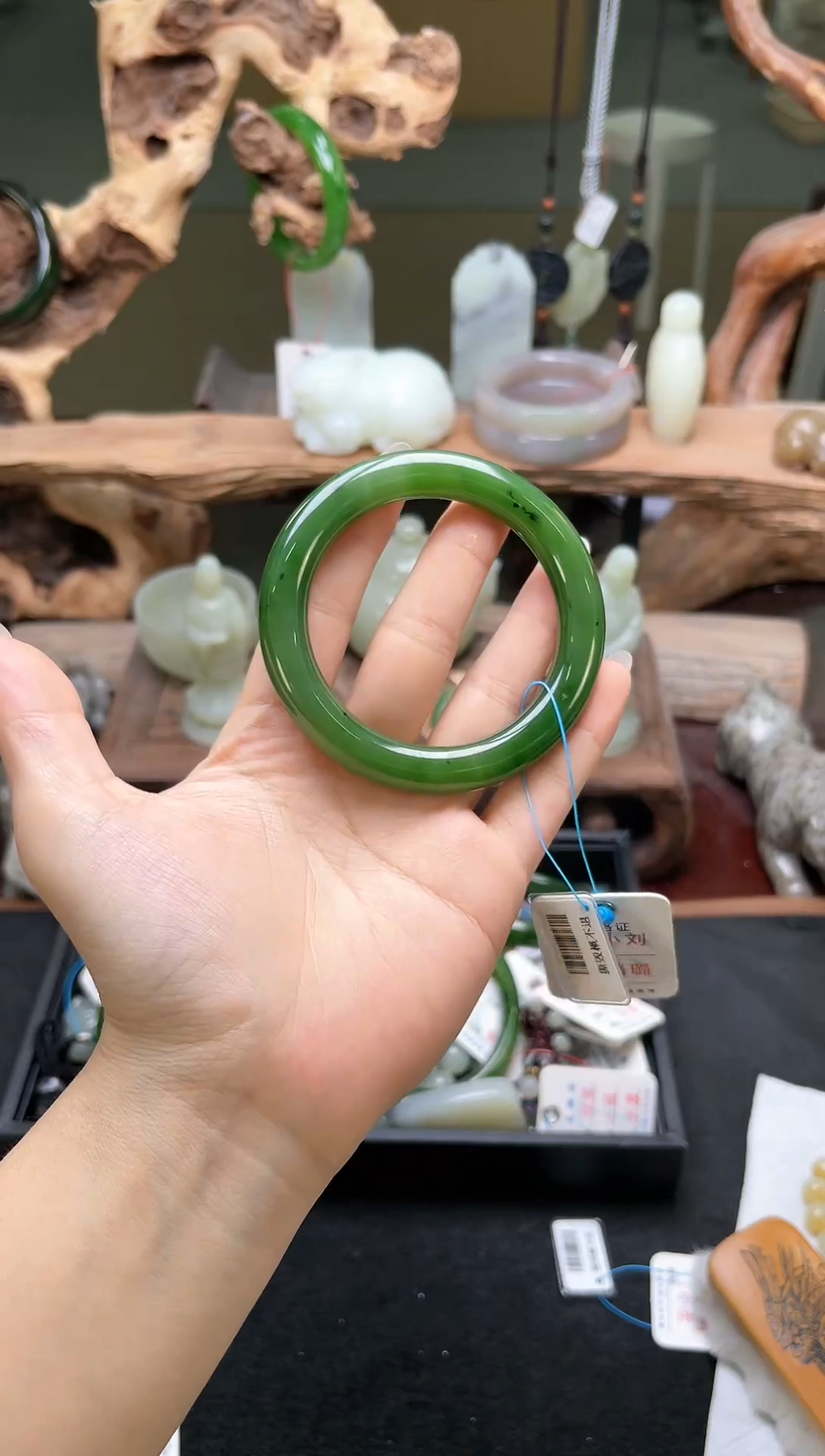 和田玉未镶嵌手镯俄七碧玉 55圈821850