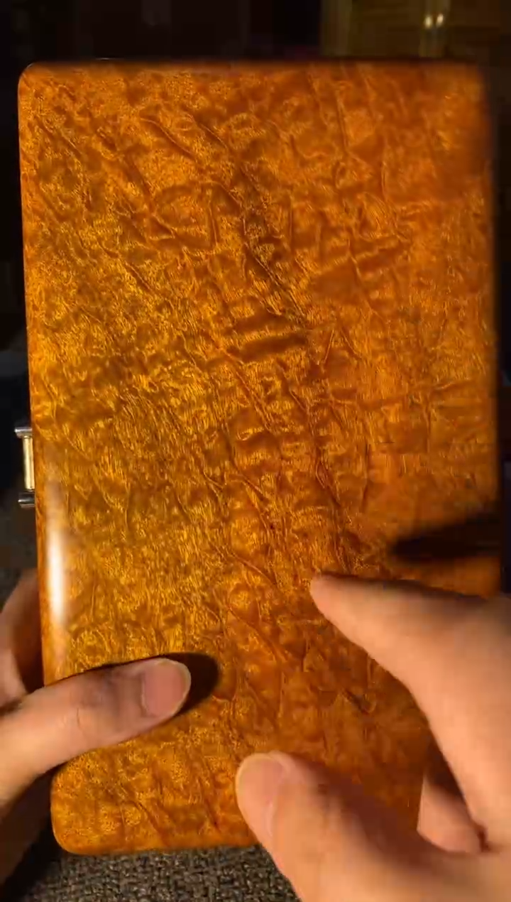 【闪购商品】金丝楠木艺金絲楠首飾盒F12