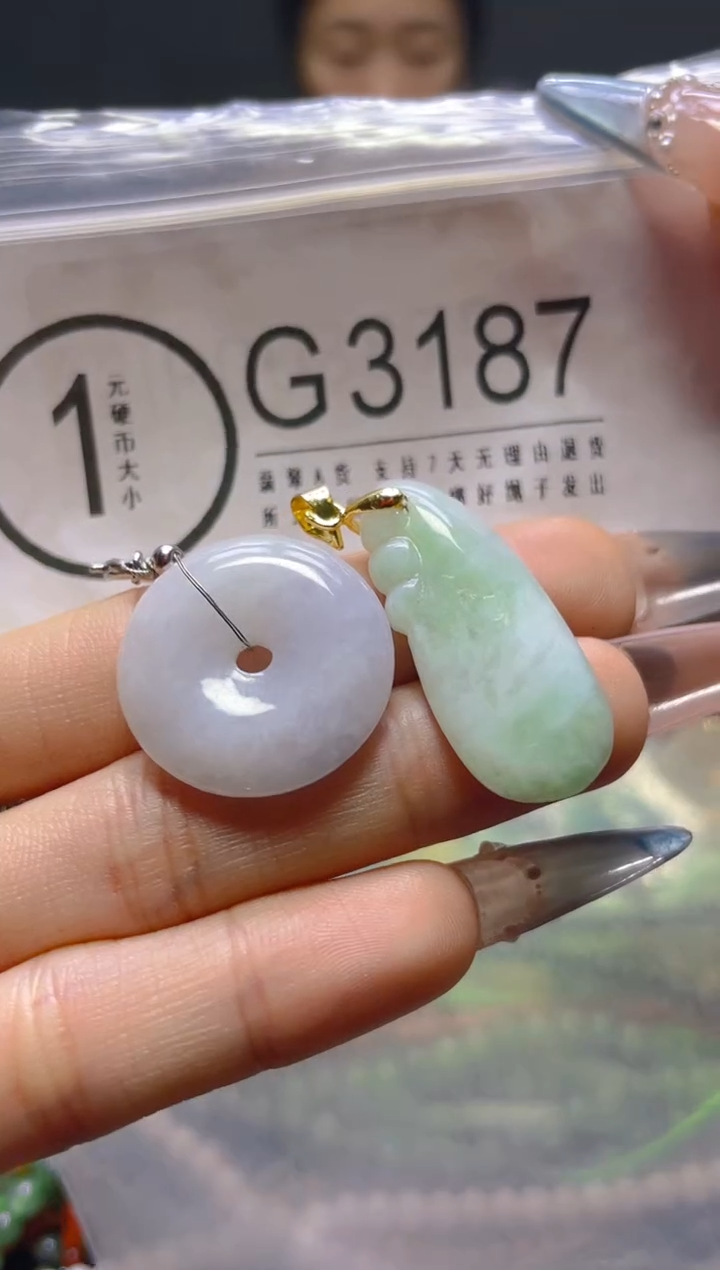 颈饰未镶嵌翡翠/G/翡翠A货，一件也是批发价