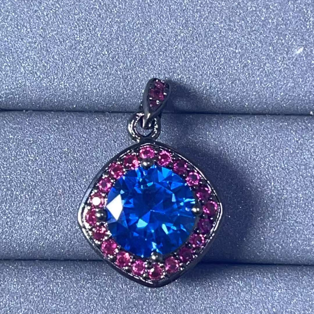 宝阁甄选蓝紫粉吊坠343