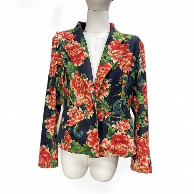 彩蝶2025新款女士短款东北大花西服上衣