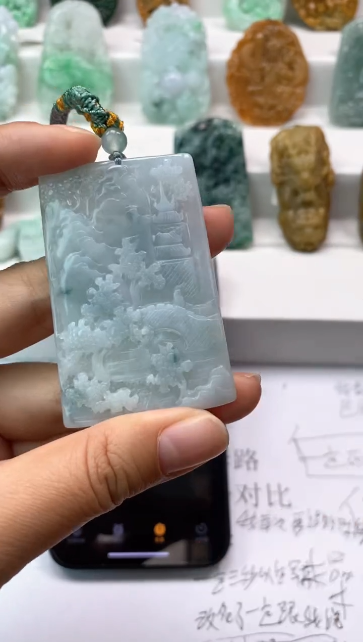 【闪购商品】翡翠颈饰未镶嵌天然翡翠