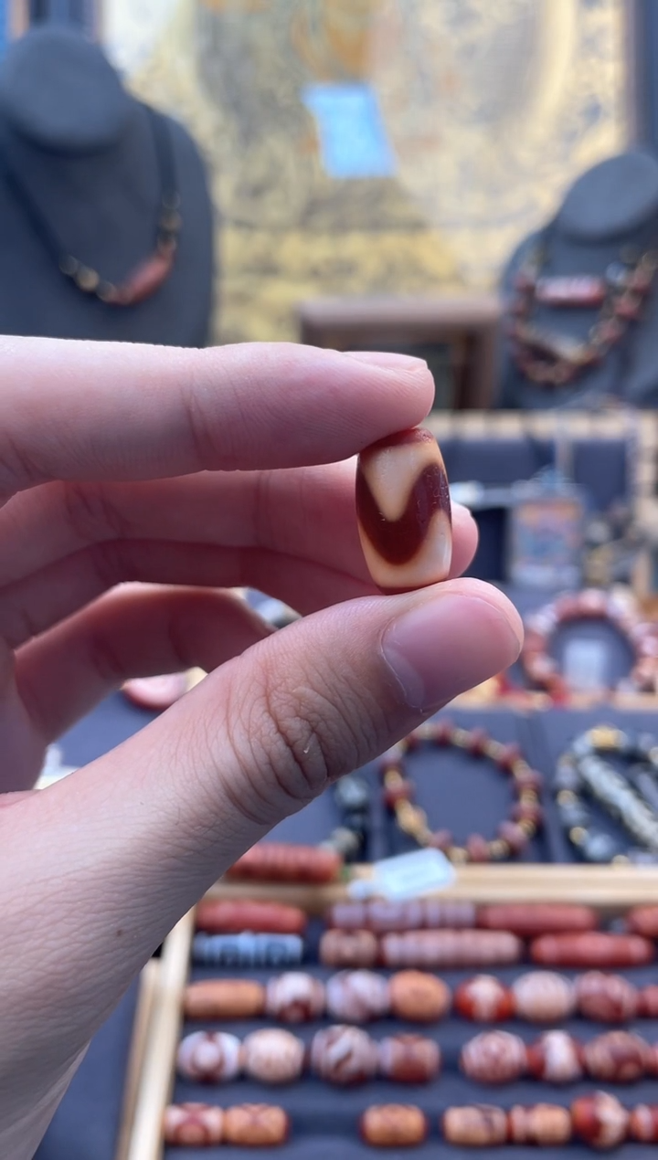 玛瑙/玉髓颈饰未镶嵌金蟾牙牙