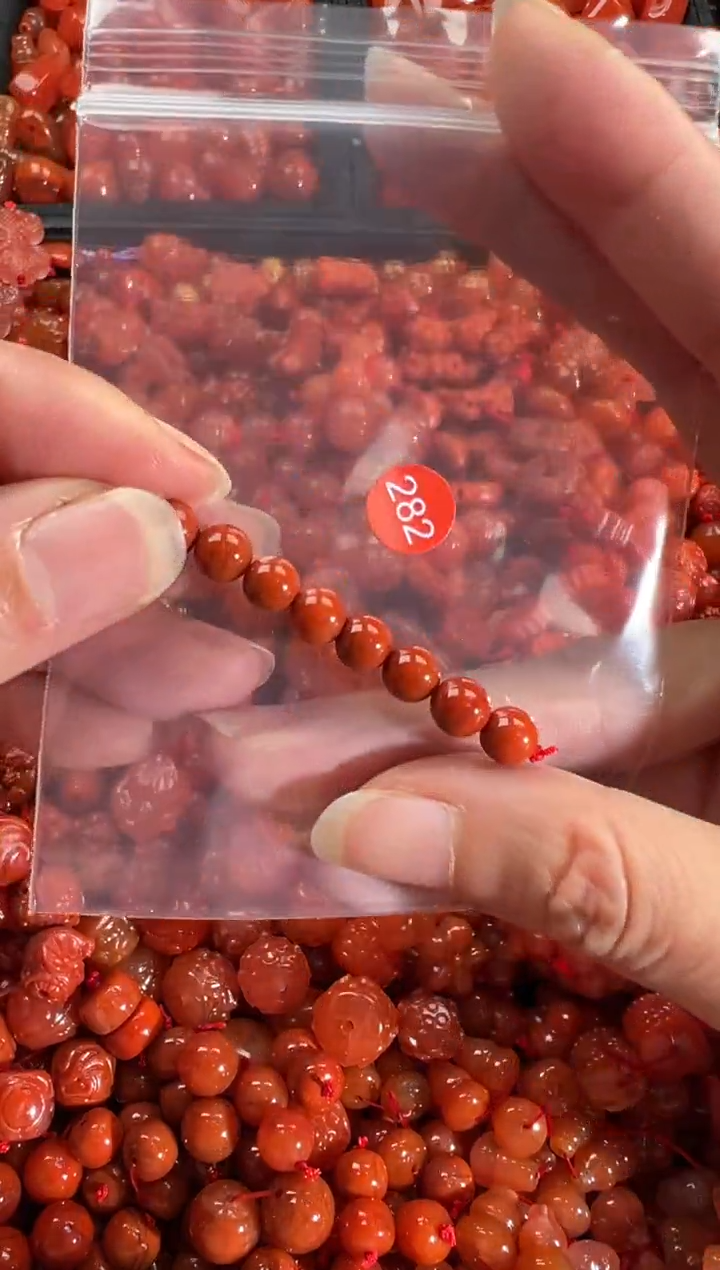 【闪购商品】南红玛瑙颈饰未镶嵌1