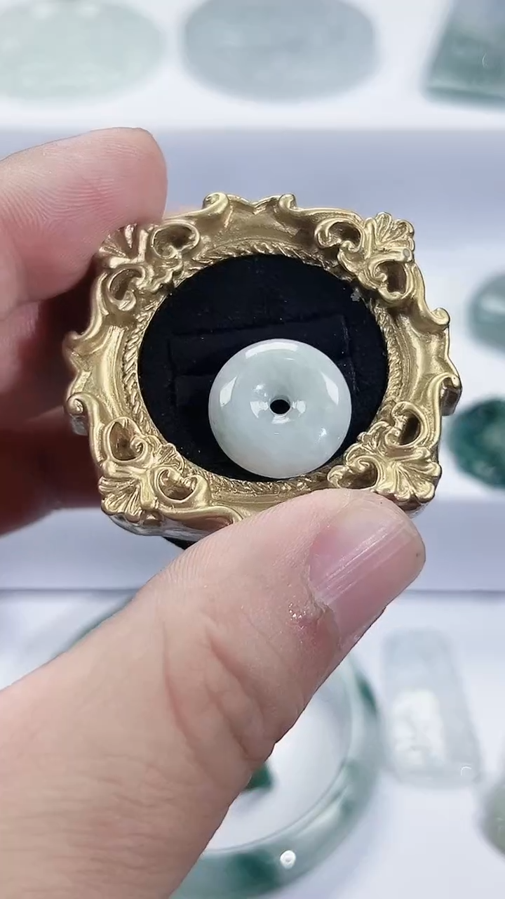 颈饰未镶嵌翡翠天然缅甸A货翡翠