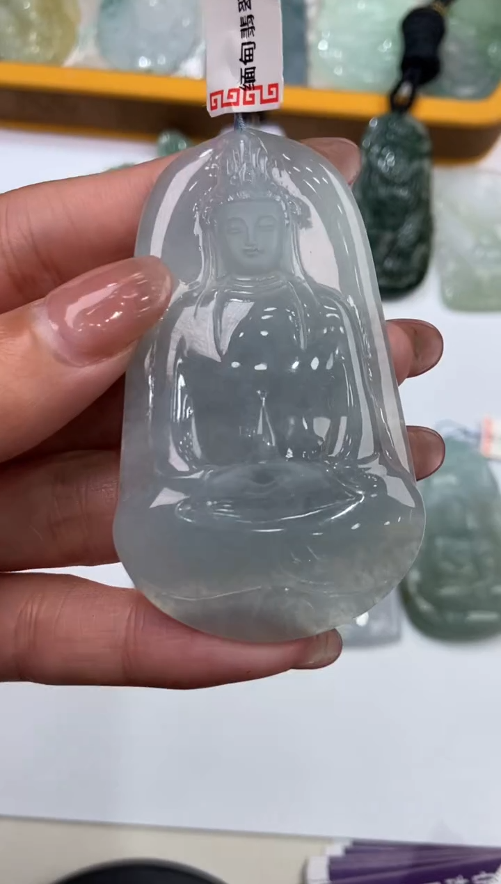 【闪购商品】翡翠颈饰未镶嵌2207120  