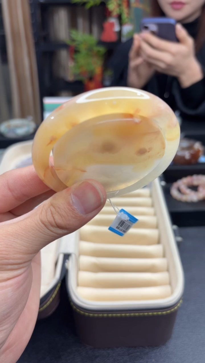 【闪购商品】石英质玉手镯未镶嵌515（59圈赠送镯心）