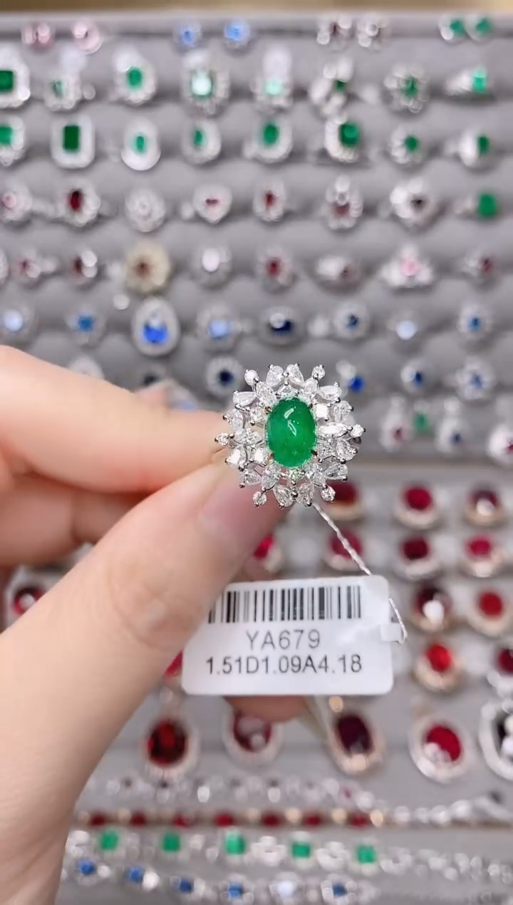 【闪购商品】祖母绿18K金戒指18K金镶嵌1