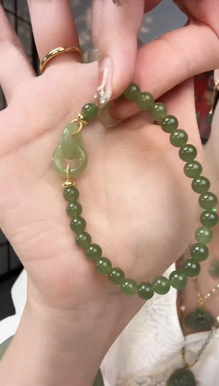 手链未镶嵌和田玉6mm 环环相扣