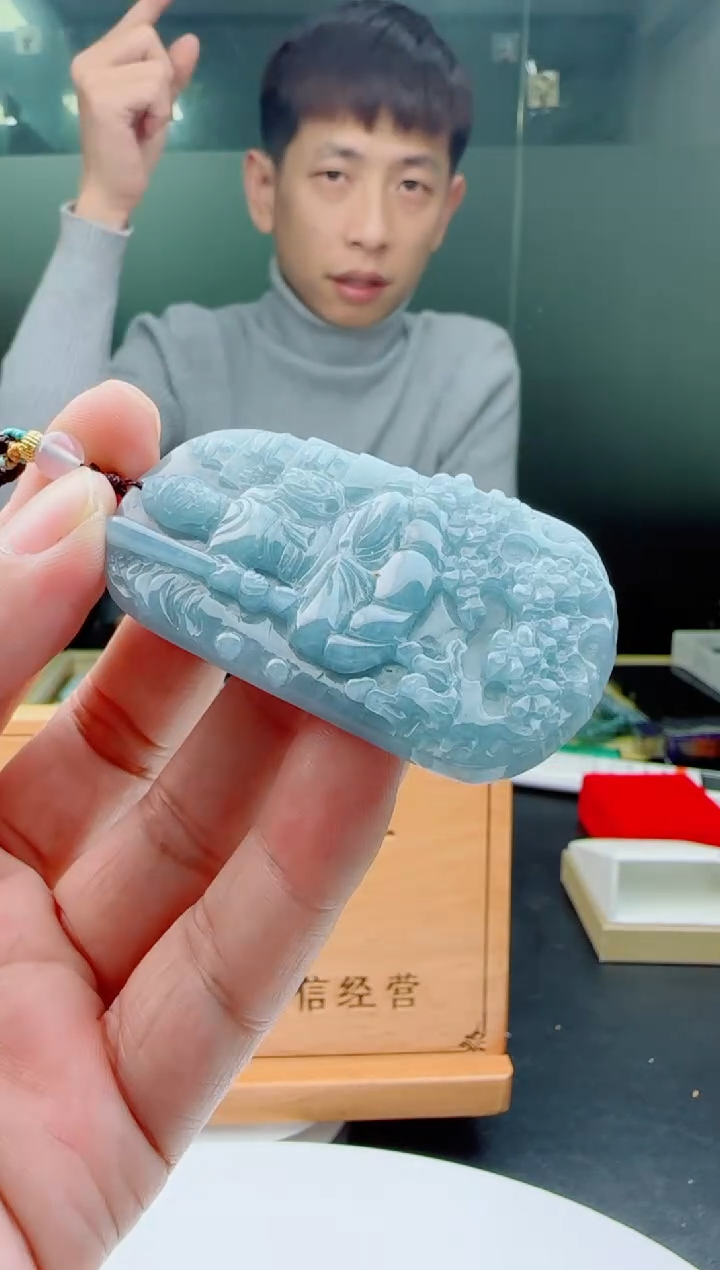 【闪购商品】翡翠颈饰未镶嵌11111111111